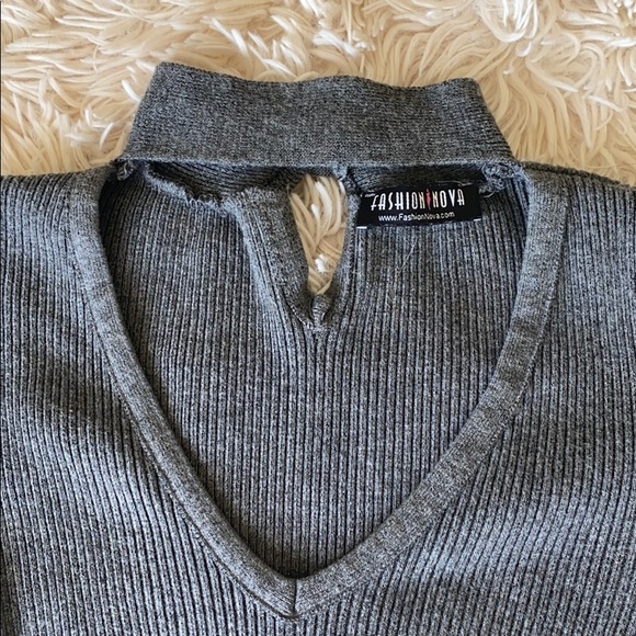 Fashion nova bodysuit - built in choker - Picture 2 of 2